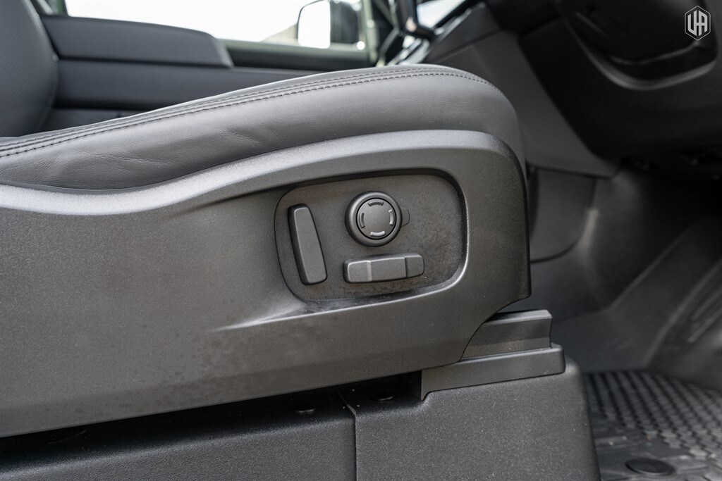 Used Land Rover Defender 90 2026 for sale - 78067286: Photo 38