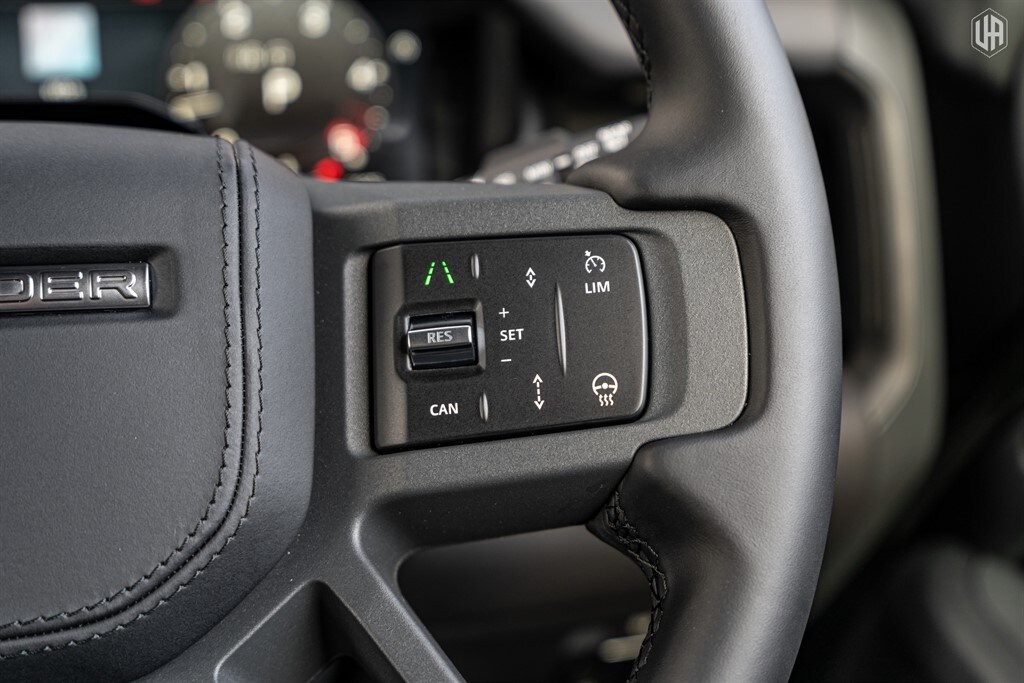 Used Land Rover Defender 90 2026 for sale - 78067286: Photo 44