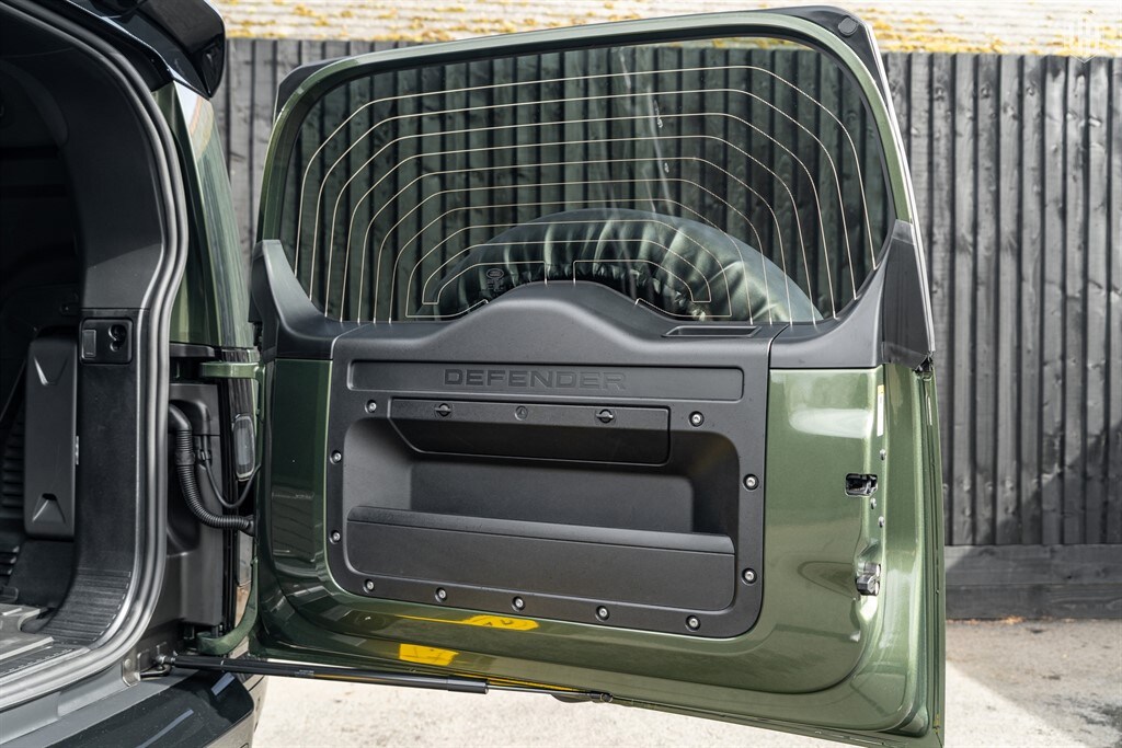 Used Land Rover Defender 90 2026 for sale - 78067286: Photo 62
