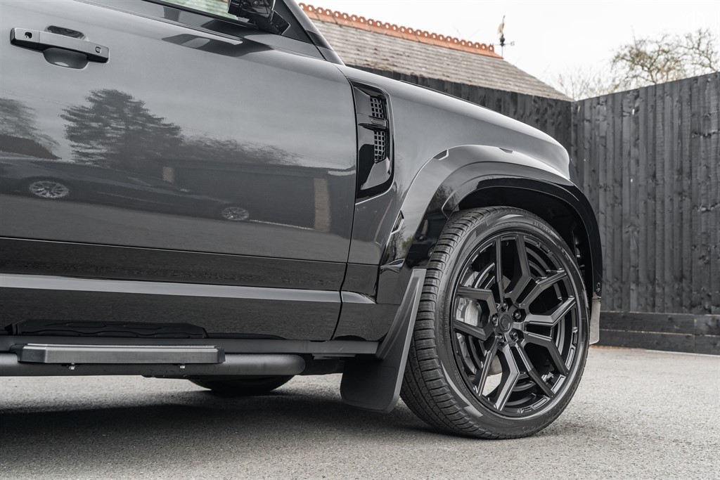 Used Land Rover Defender 110 2026 for sale - 78000594: Photo 16