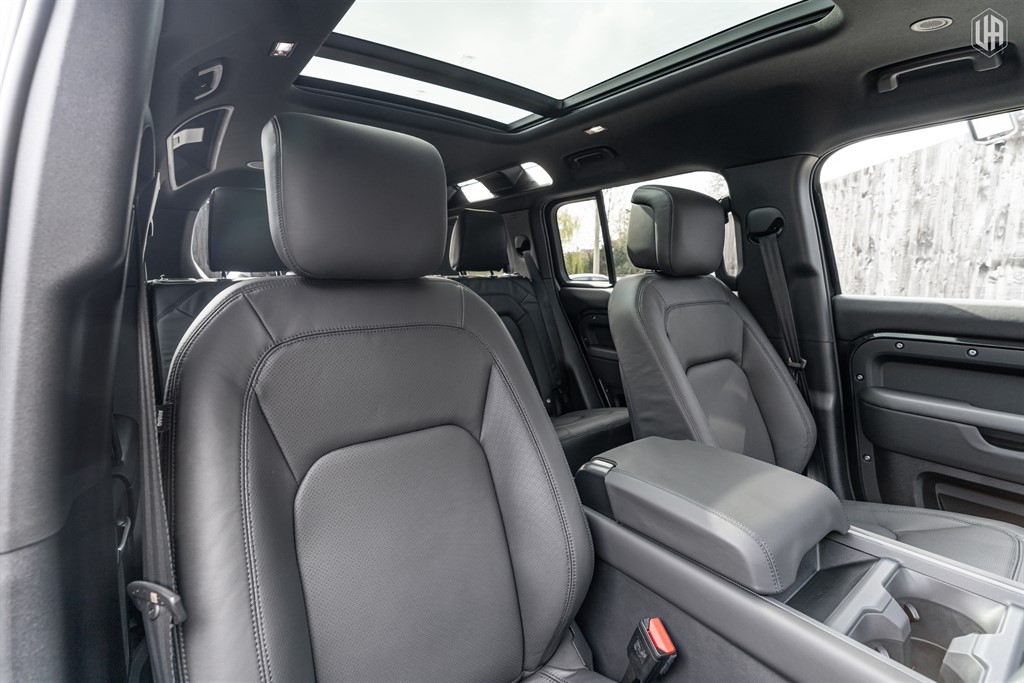 Used Land Rover Defender 110 2026 for sale - 78000594: Photo 36