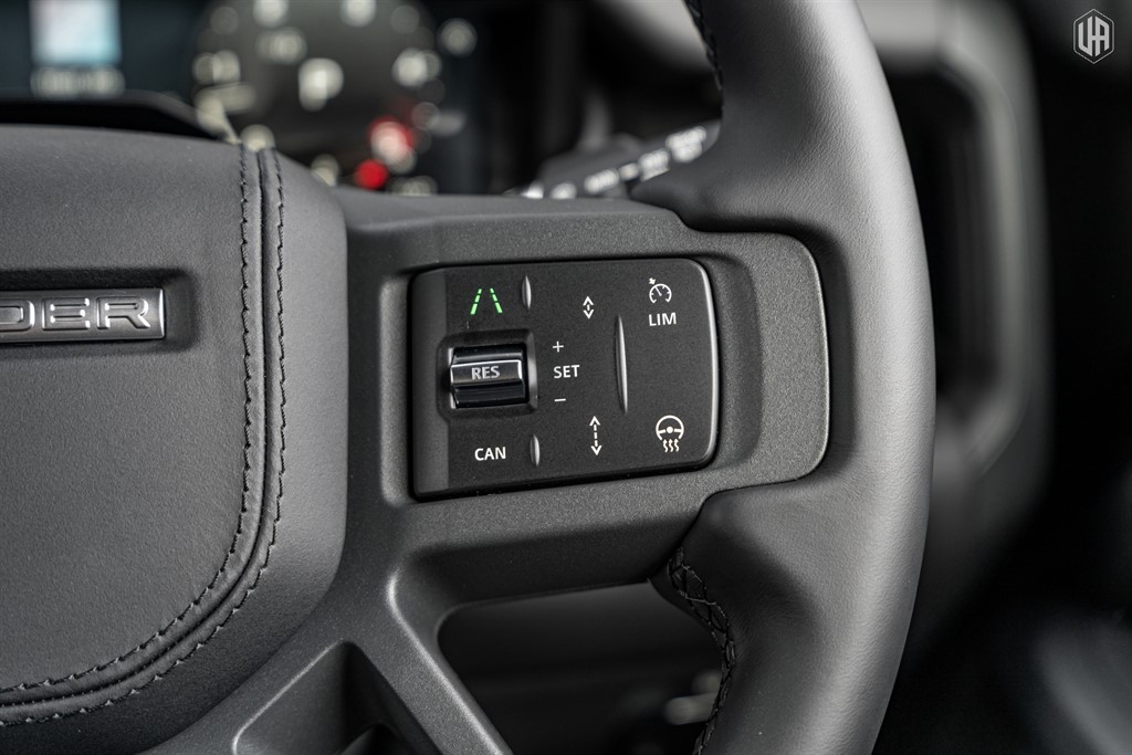 Used Land Rover Defender 110 2026 for sale - 78000594: Photo 44