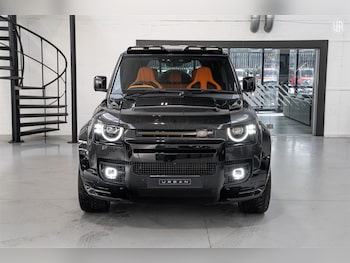 Used Land Rover Defender 110 2025 for sale - 77927996: Photo