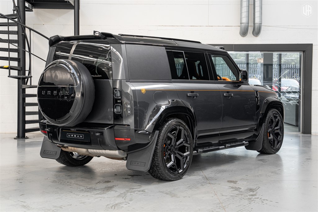 Used Land Rover Defender 110 2025 for sale - 77927996: Photo 3