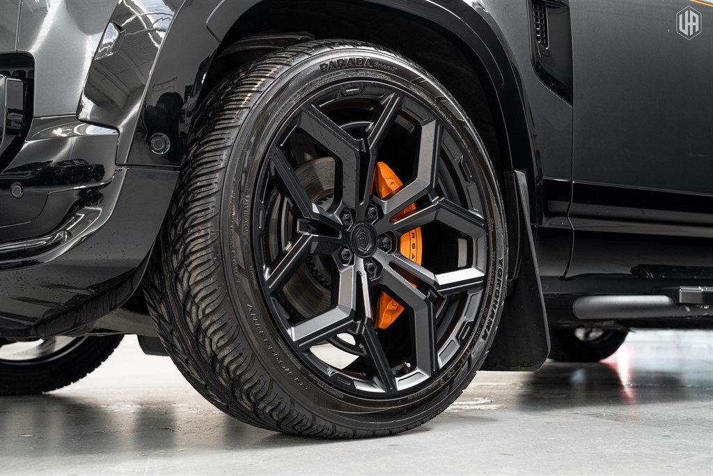 Used Land Rover Defender 110 2025 for sale - 77927996: Photo 4