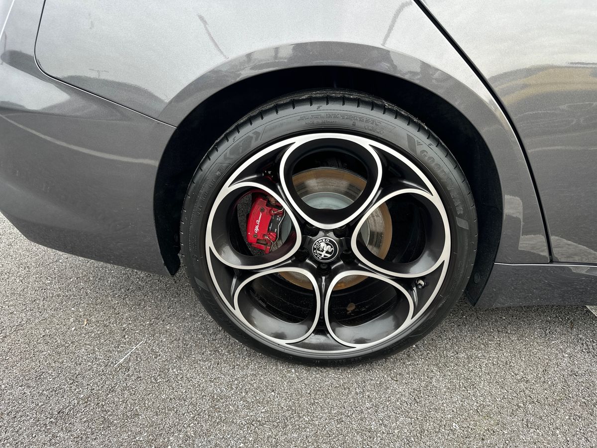 Used Alfa Romeo Giulia 2021 for sale - 77942019: Photo 13