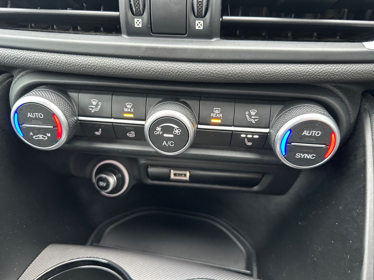 Used Alfa Romeo Giulia 2021 for sale - 77942019: Photo 26