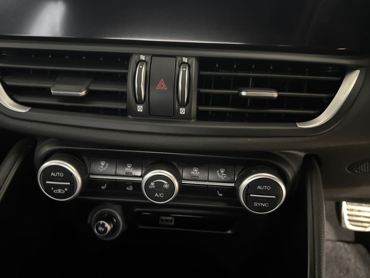 Used Alfa Romeo Giulia 2021 for sale - 77224911: Photo 26