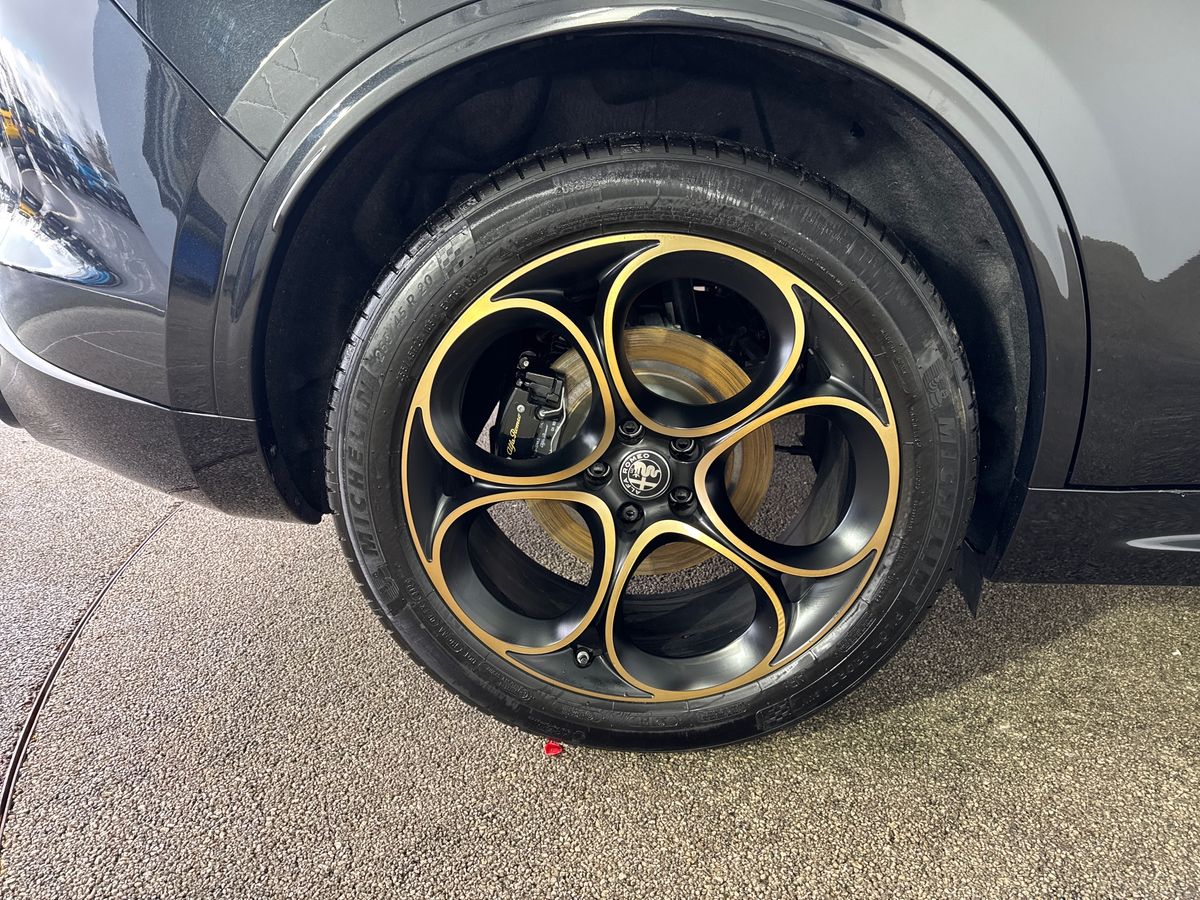 Used Alfa Romeo Stelvio 2025 for sale - 77346825: Photo 11