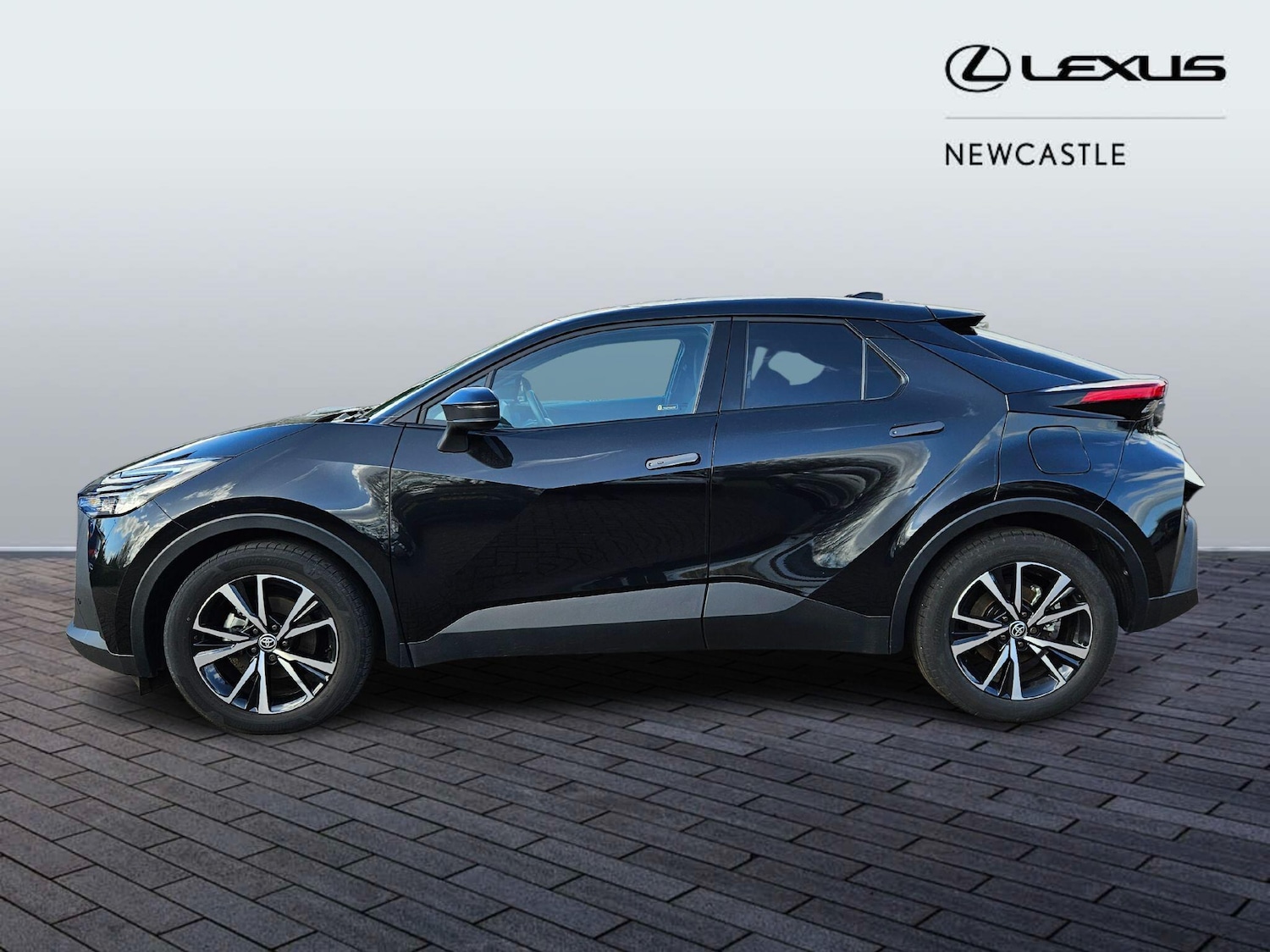 Used Toyota C-HR 2025 for sale - 77625961: Photo 8