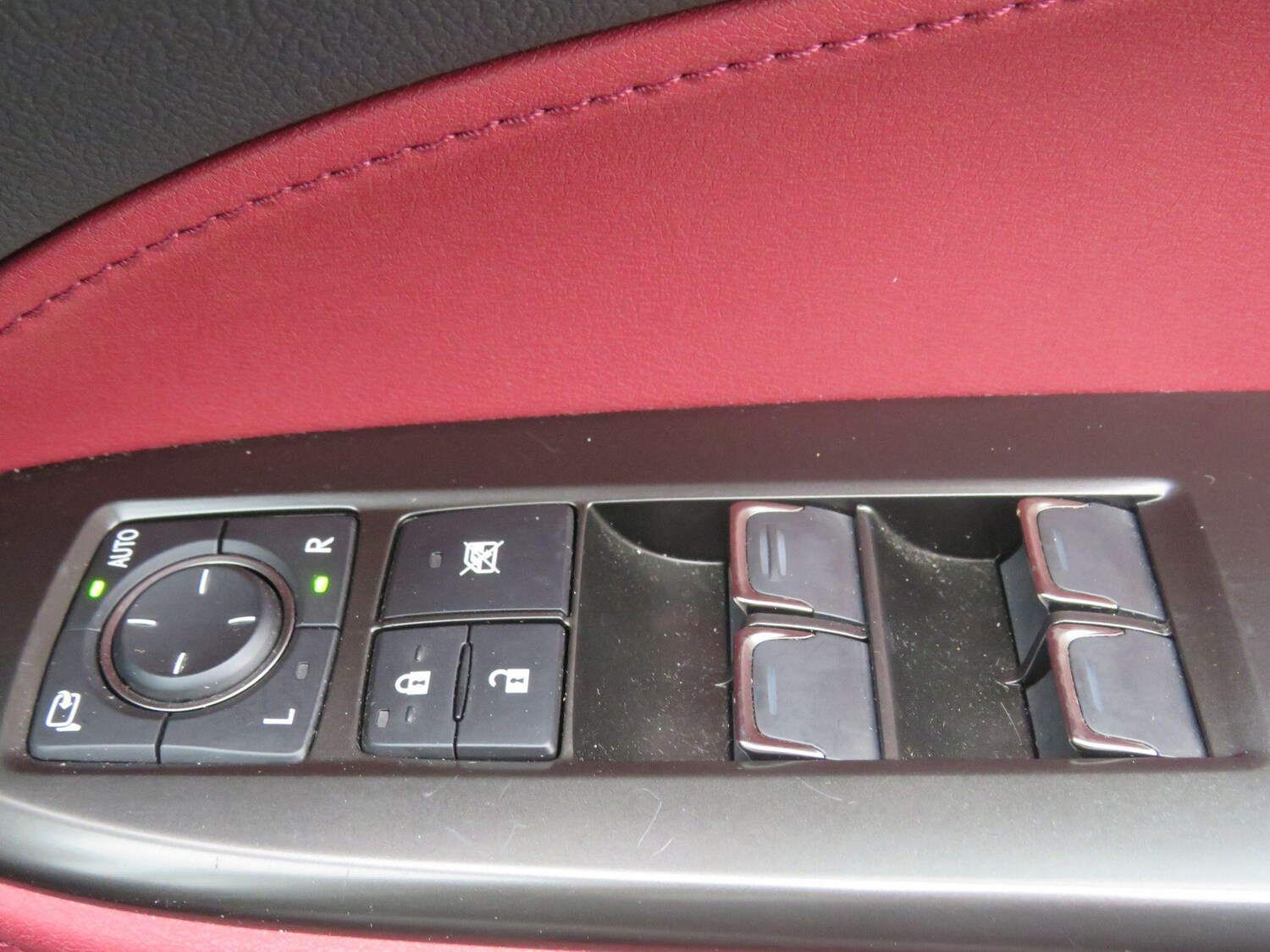 Used Lexus NX 2023 for sale - 76538504: Photo 31