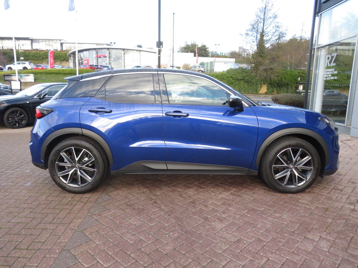 Used Lexus LBX 2024 for sale - 76898340: Photo 2