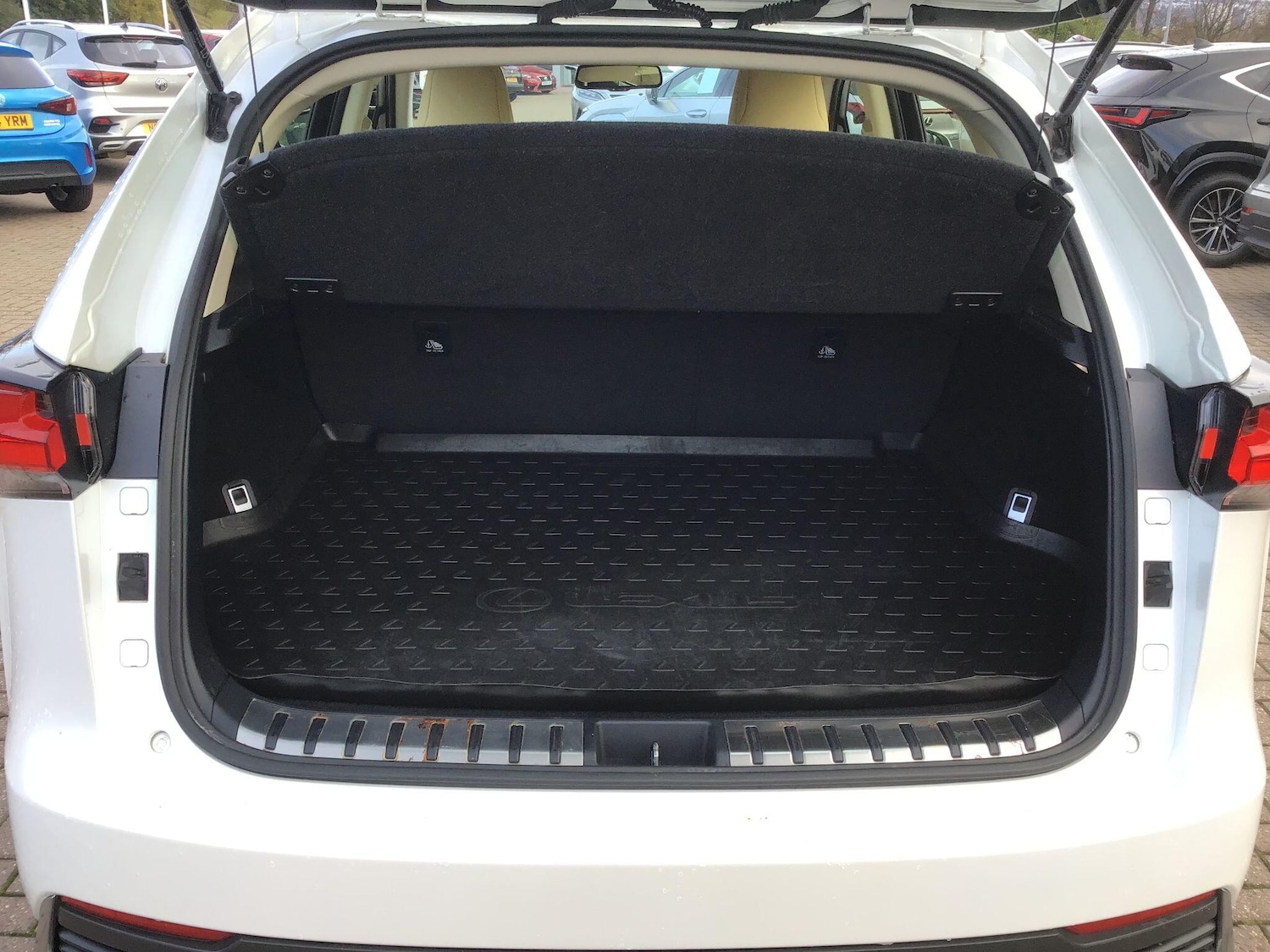 Used Lexus NX 2019 for sale - 76522382: Photo 12