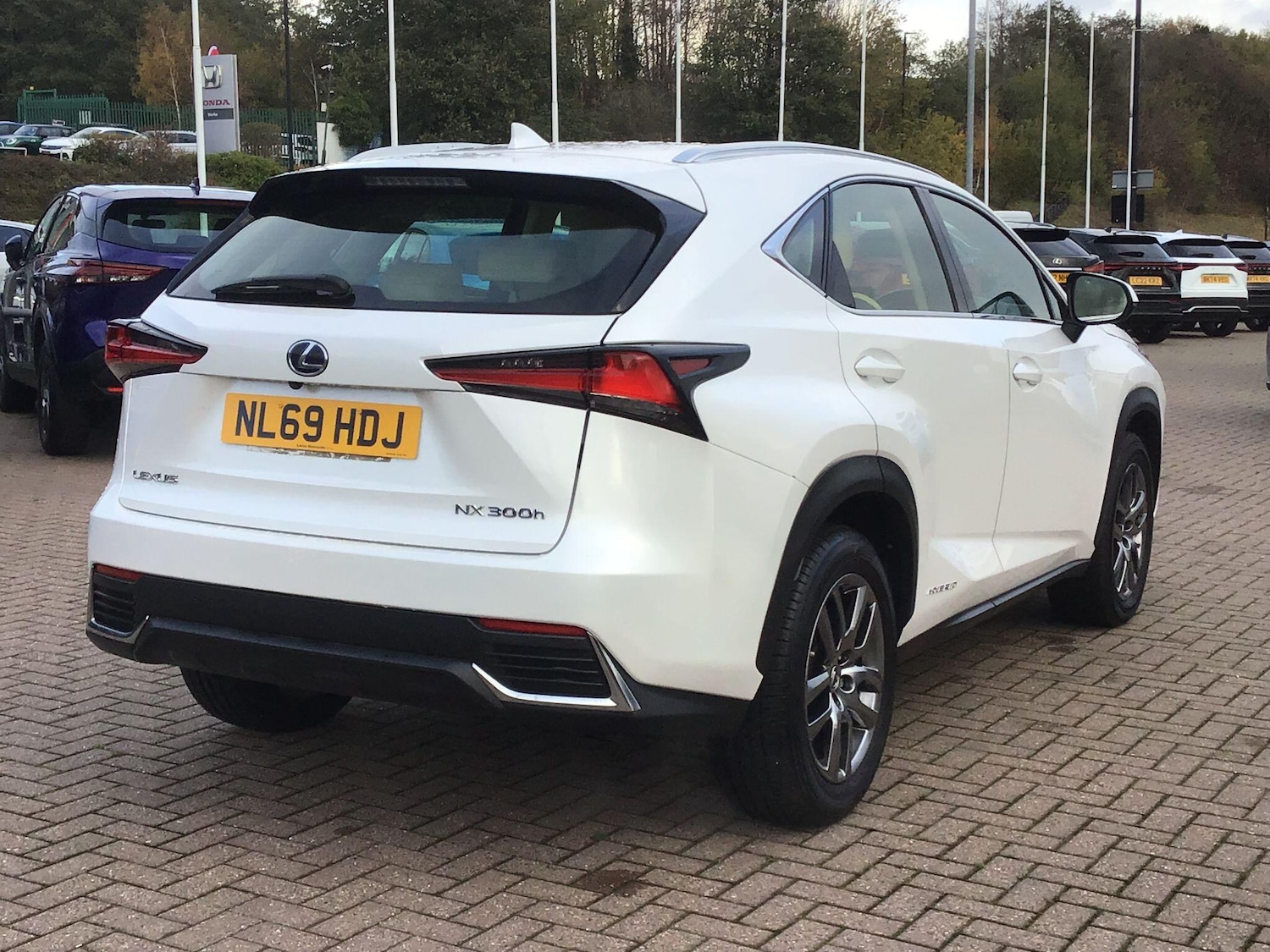 Used Lexus NX 2019 for sale - 76522382: Photo 5