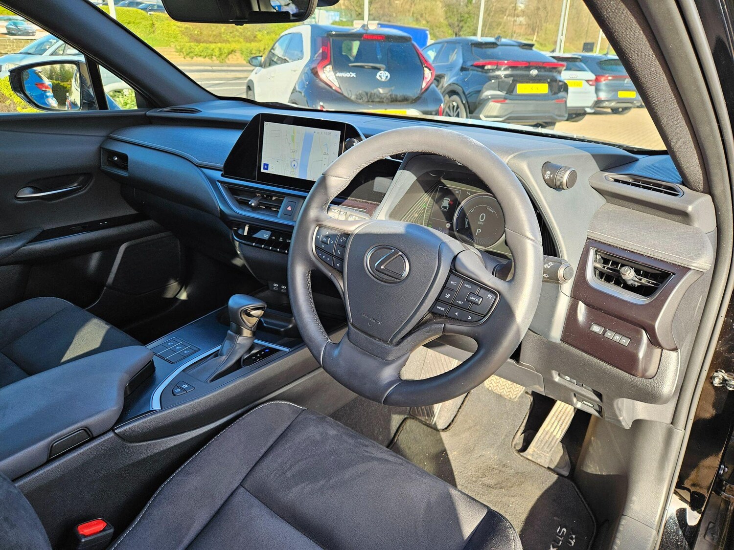 Used Lexus UX 2023 for sale - 77624986: Photo 13