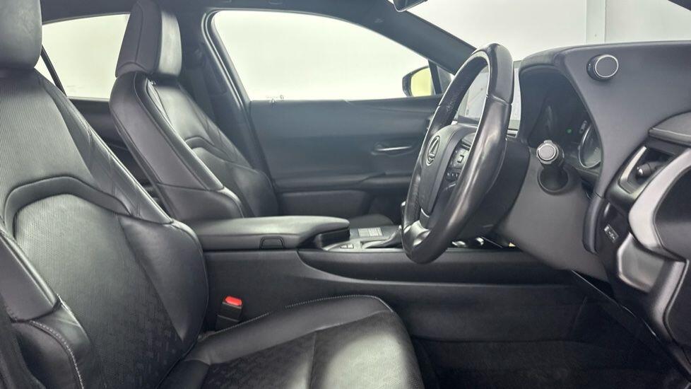 Used Lexus UX 2022 for sale - 76573729: Photo 13
