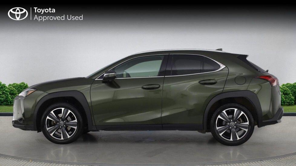 Used Lexus UX 2022 for sale - 76573729: Photo 8