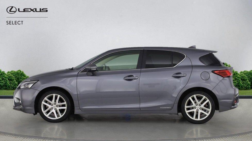 Used Lexus CT 2018 for sale - 76432778: Photo 8