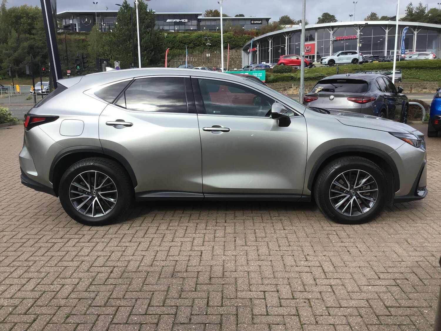 Used Lexus NX 2024 for sale - 76122269: Photo 2