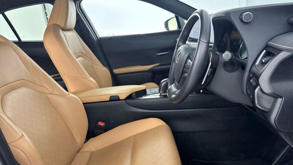 Used Lexus UX 2024 for sale - 76561589: Photo 10