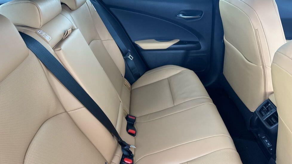 Used Lexus UX 2024 for sale - 76561589: Photo 11