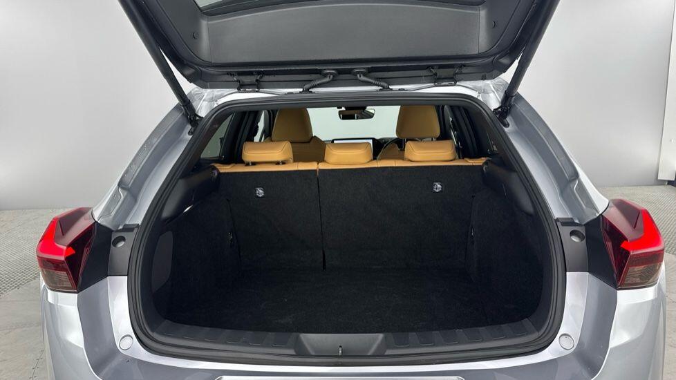 Used Lexus UX 2024 for sale - 76561589: Photo 17