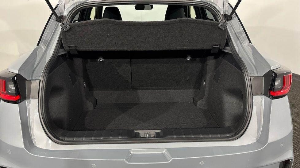 Used Lexus LBX for sale - 78116460: Photo 12