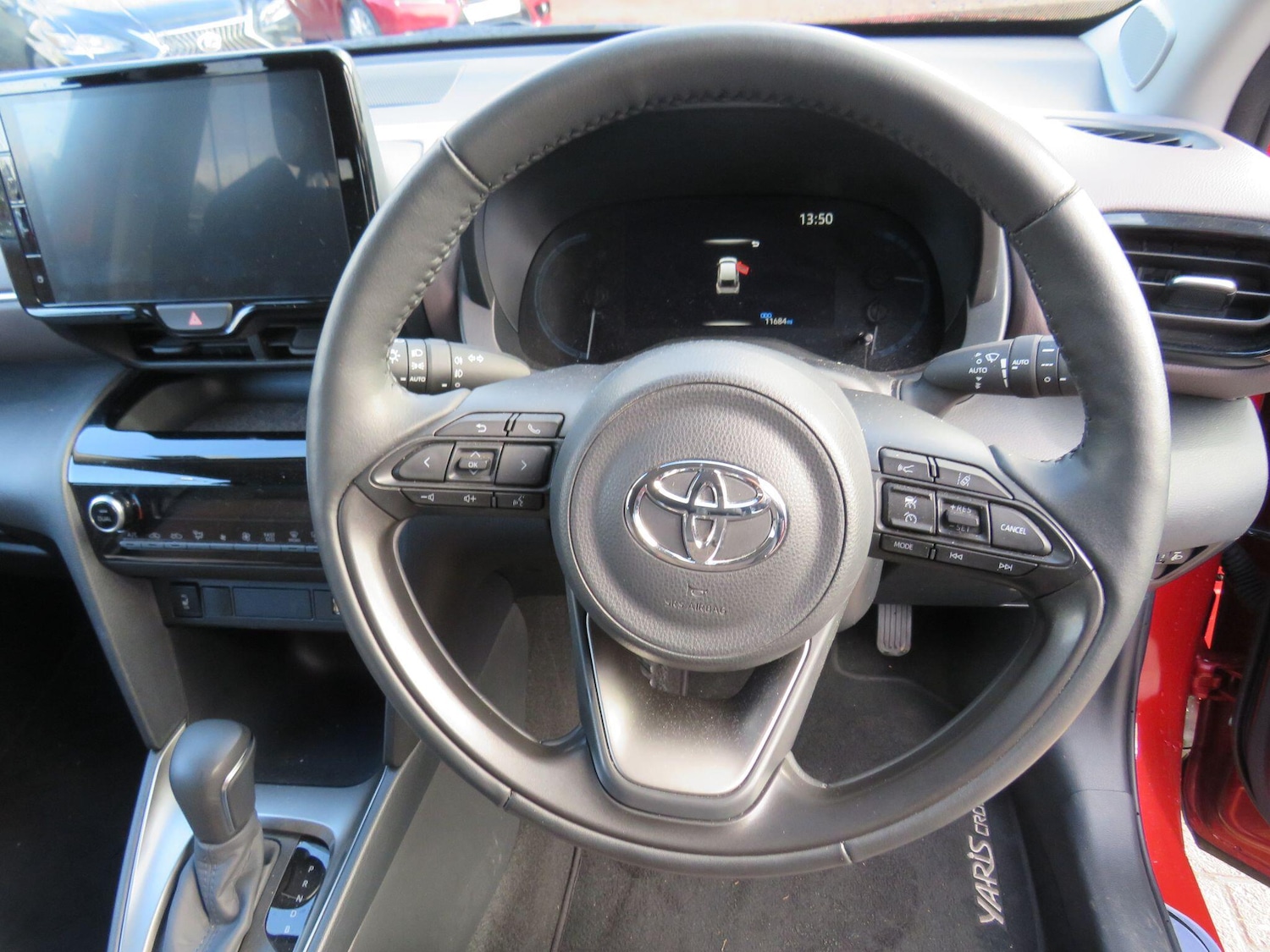 Used Toyota Yaris Cross 2024 for sale - 76688632: Photo 15