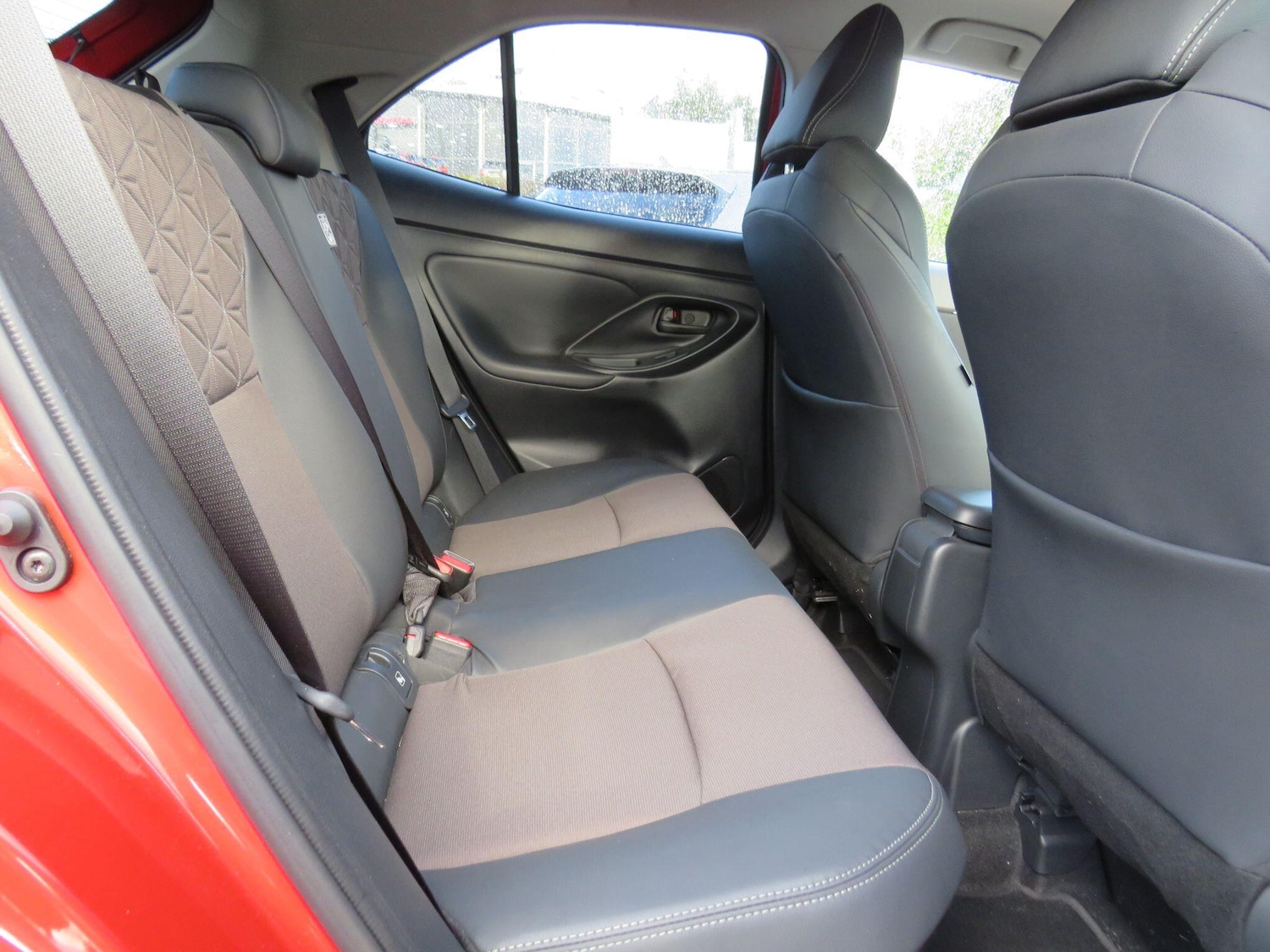 Used Toyota Yaris Cross 2024 for sale - 76688632: Photo 18