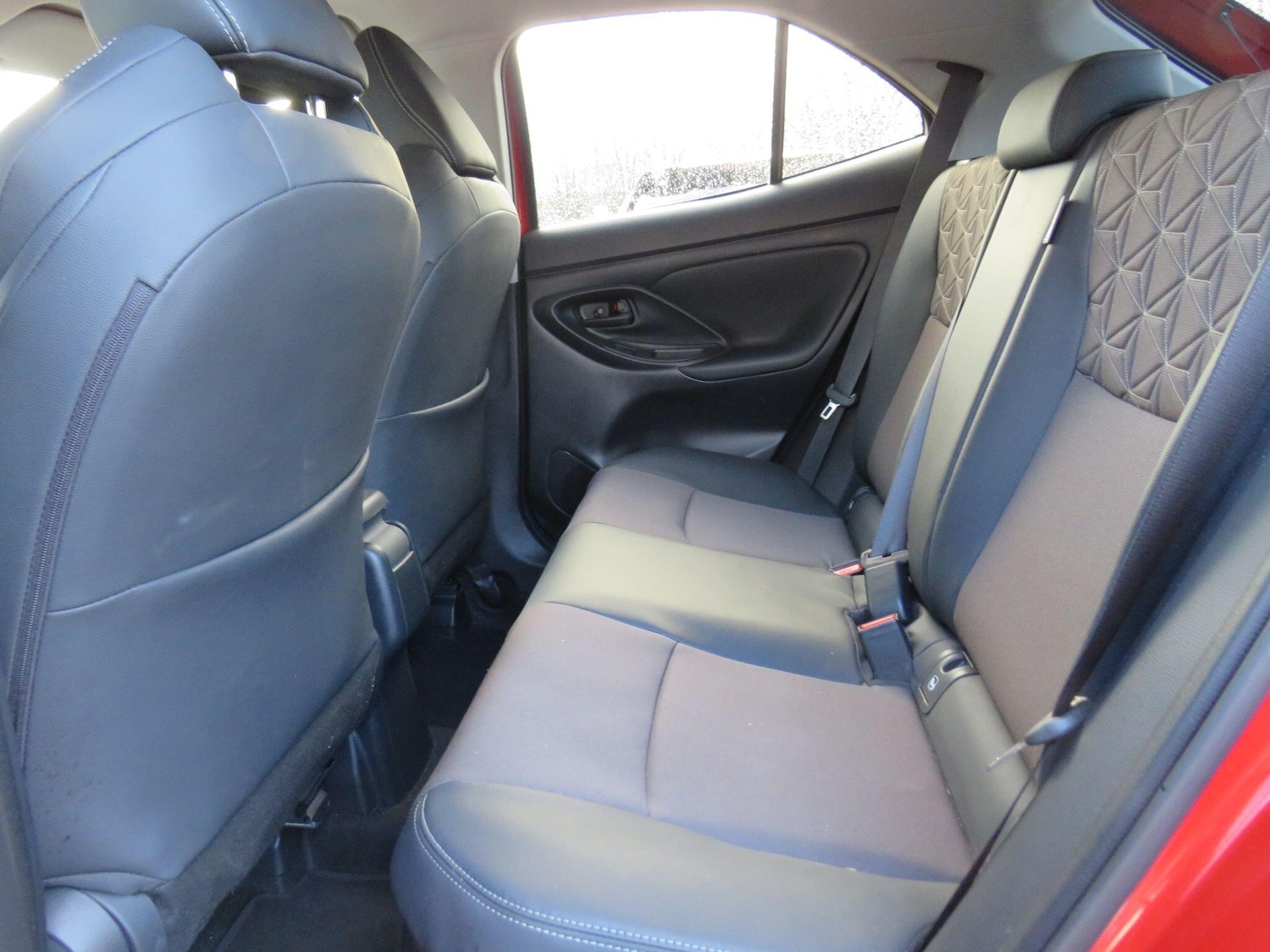 Used Toyota Yaris Cross 2024 for sale - 76688632: Photo 19