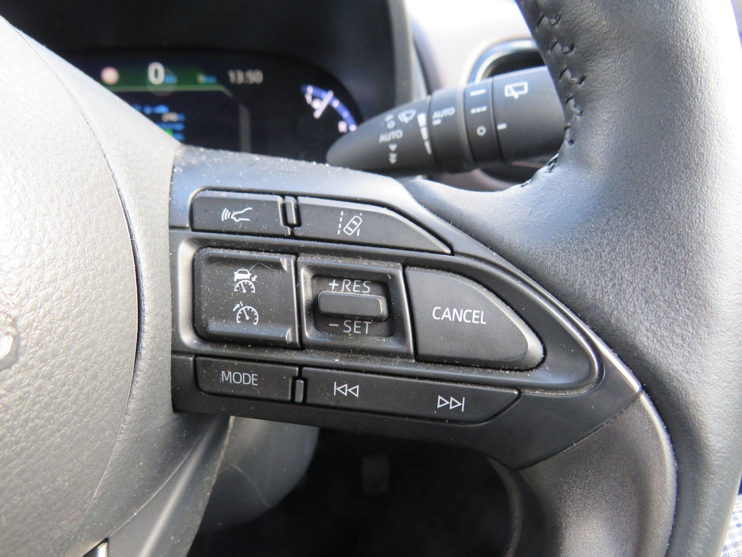 Used Toyota Yaris Cross 2024 for sale - 76688632: Photo 22