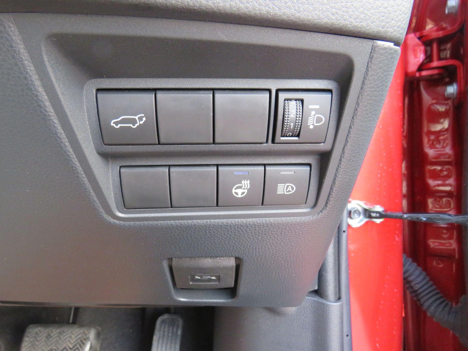 Used Toyota Yaris Cross 2024 for sale - 76688632: Photo 28