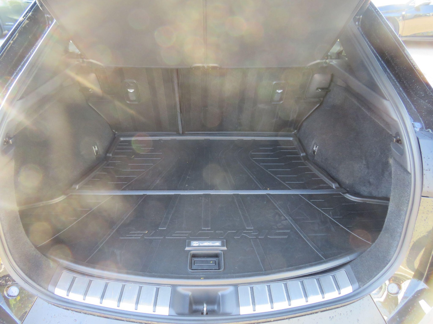 Used Lexus RZ 2025 for sale - 76260015: Photo 17