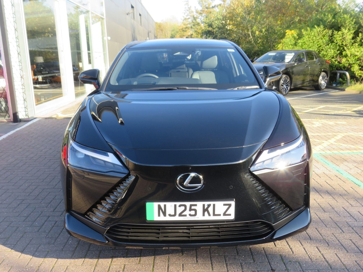 Used Lexus RZ 2025 for sale - 76260015: Photo 2