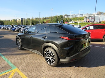 Used Lexus RZ 2025 for sale - 76260015: Photo 4