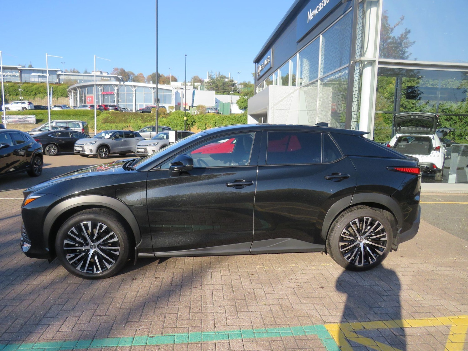 Used Lexus RZ 2025 for sale - 76260015: Photo 5