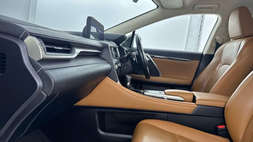 Used Lexus RX 2022 for sale - 76381210: Photo 18