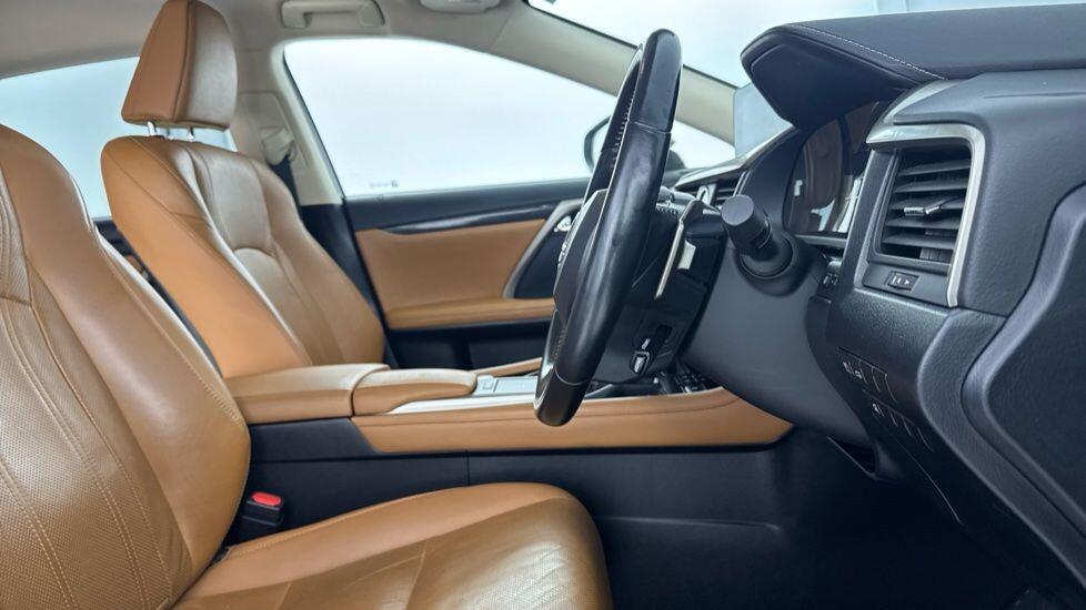 Used Lexus RX 2022 for sale - 76381210: Photo 19