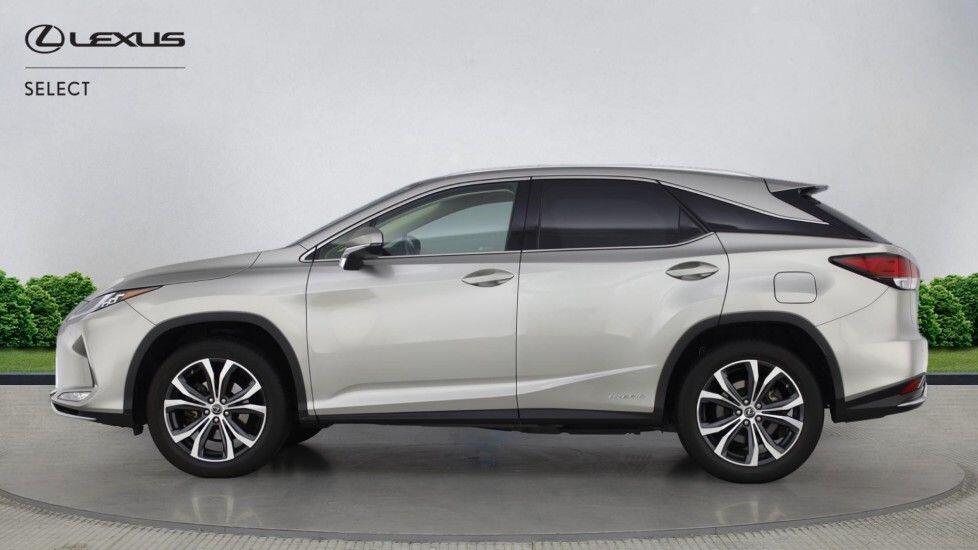Used Lexus RX 2022 for sale - 76381210: Photo 5