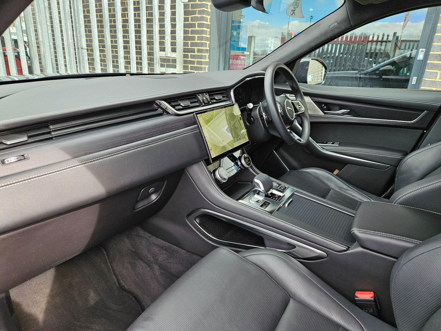 Used Jaguar F-Pace 2024 for sale - 78047393: Photo 13