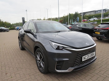 Used Lexus LBX 2025 for sale - 76702301: Photo