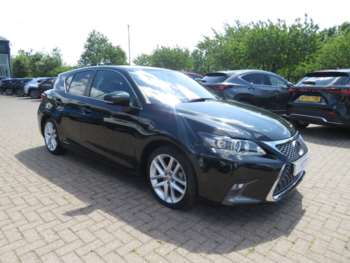 (19) - 1.8 200h Luxury E-CVT Euro 6 (s/s) 5dr