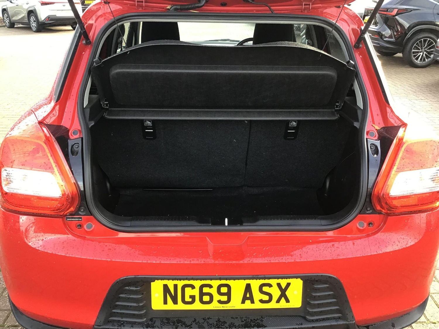 Used Suzuki Swift 2020 for sale - 76473666: Photo 12