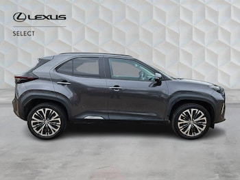 Used Toyota Yaris Cross 2024 for sale - 79106949: Photo
