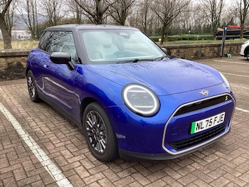 Used MINI Cooper 2025 for sale - 77029240: Photo