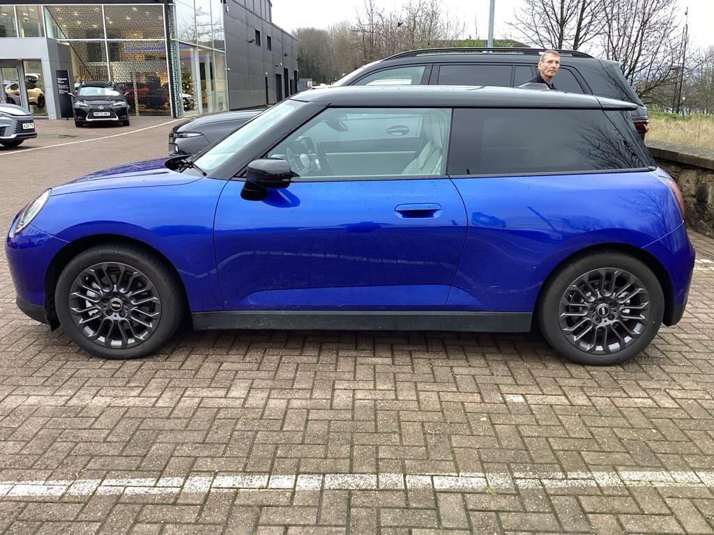 Used MINI Cooper 2025 for sale - 77029240: Photo 5