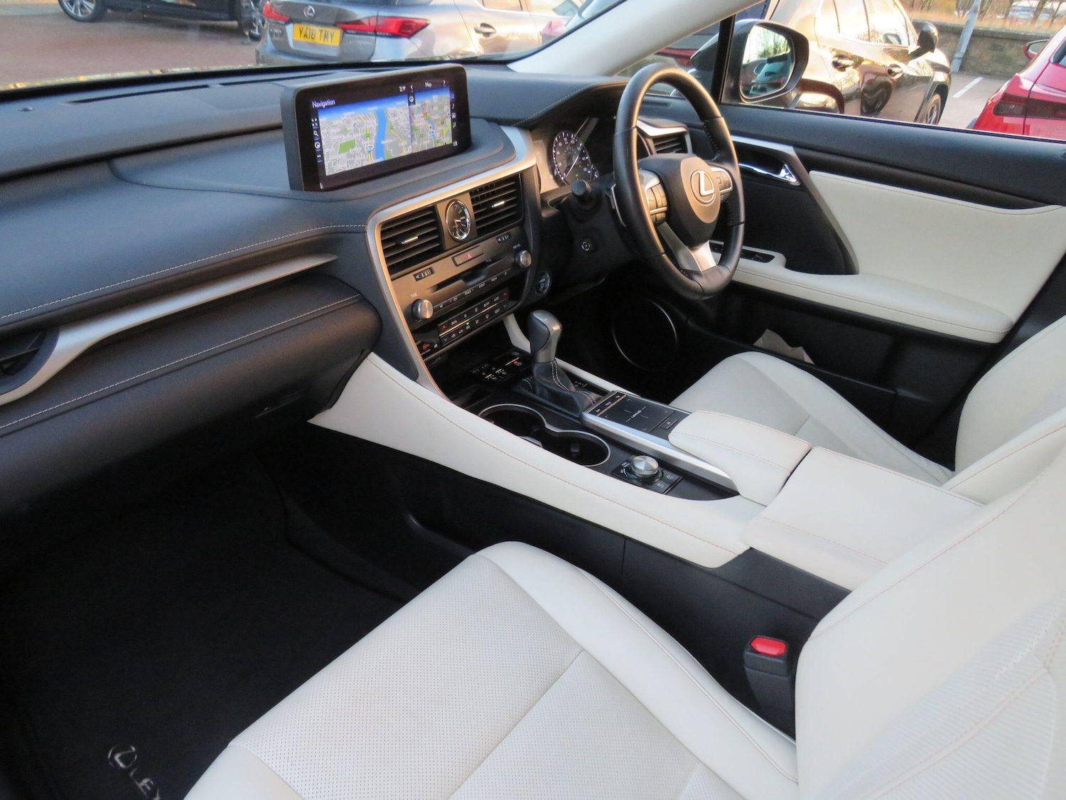 Used Lexus RX 2022 for sale - 76702375: Photo 14