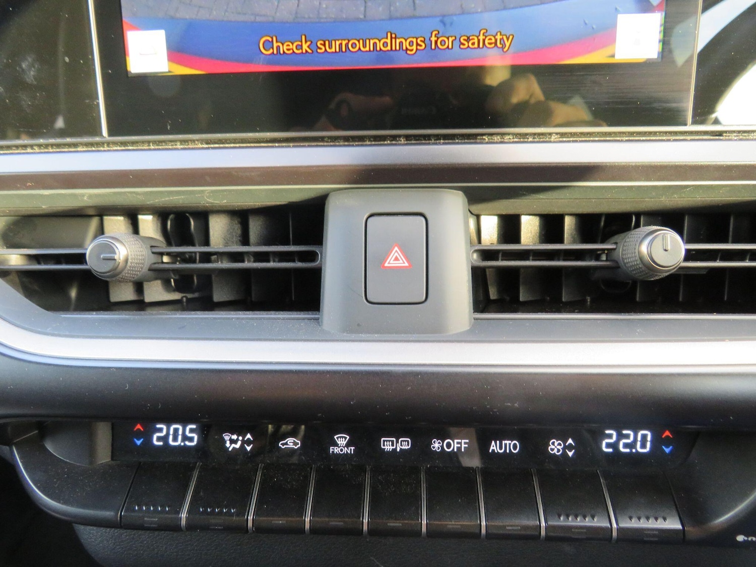 Used Lexus UX 2022 for sale - 76781114: Photo 22