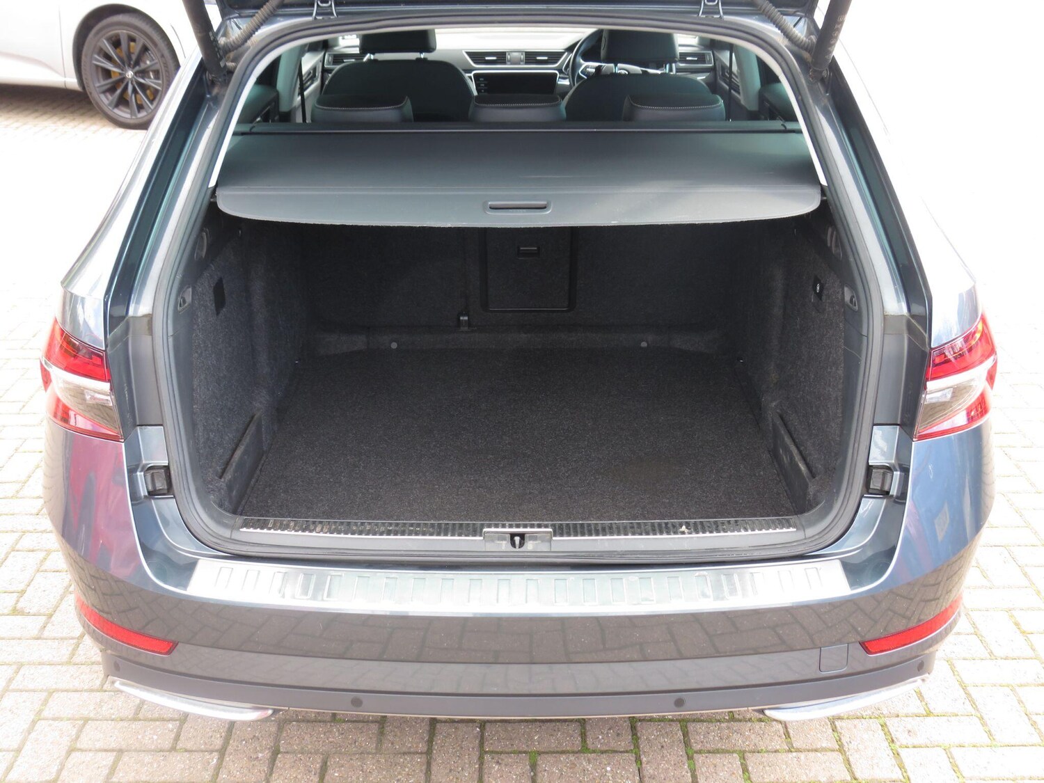 Used Skoda Superb 2022 for sale - 78072436: Photo 12