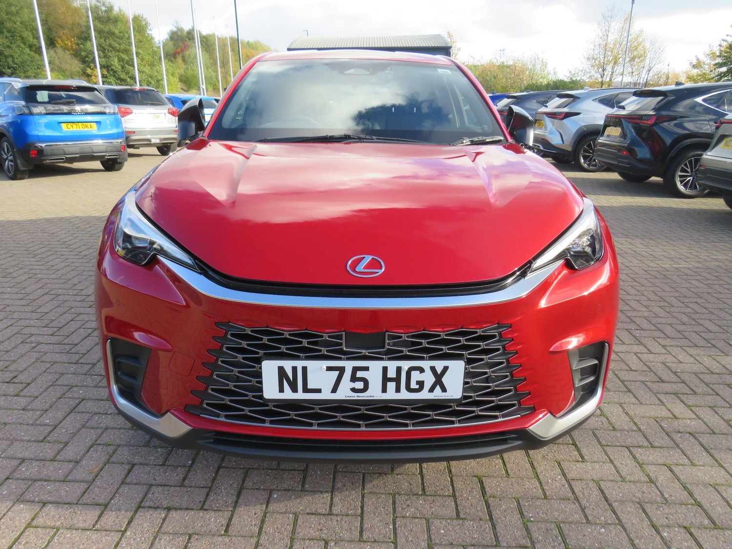 Used Lexus LBX 2025 for sale - 76440483: Photo 5